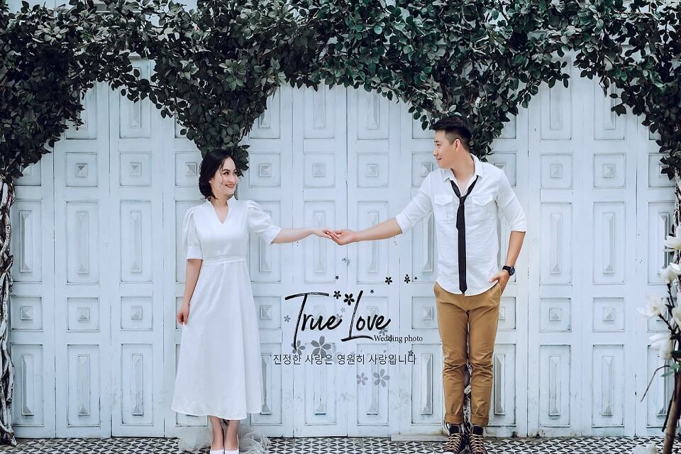 Chụp ảnh cưới tại phim trường phong cách Hàn Quốc - Ảnh minh họa: Internet